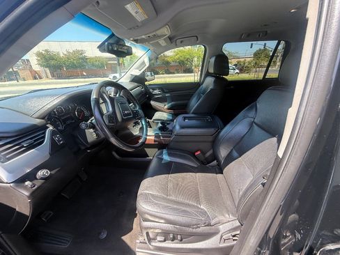 Used 2017 GMC Yukon SLT RWD image 15