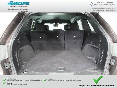 Used 2019 Jeep Grand Cherokee Laredo w/ 18" Wheel & 8.4" Radio Group AWD/4WD image 23
