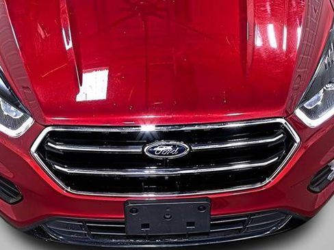 Used 2018 Ford Escape SE w/ SE Sport Appearance Package AWD/4WD image 11