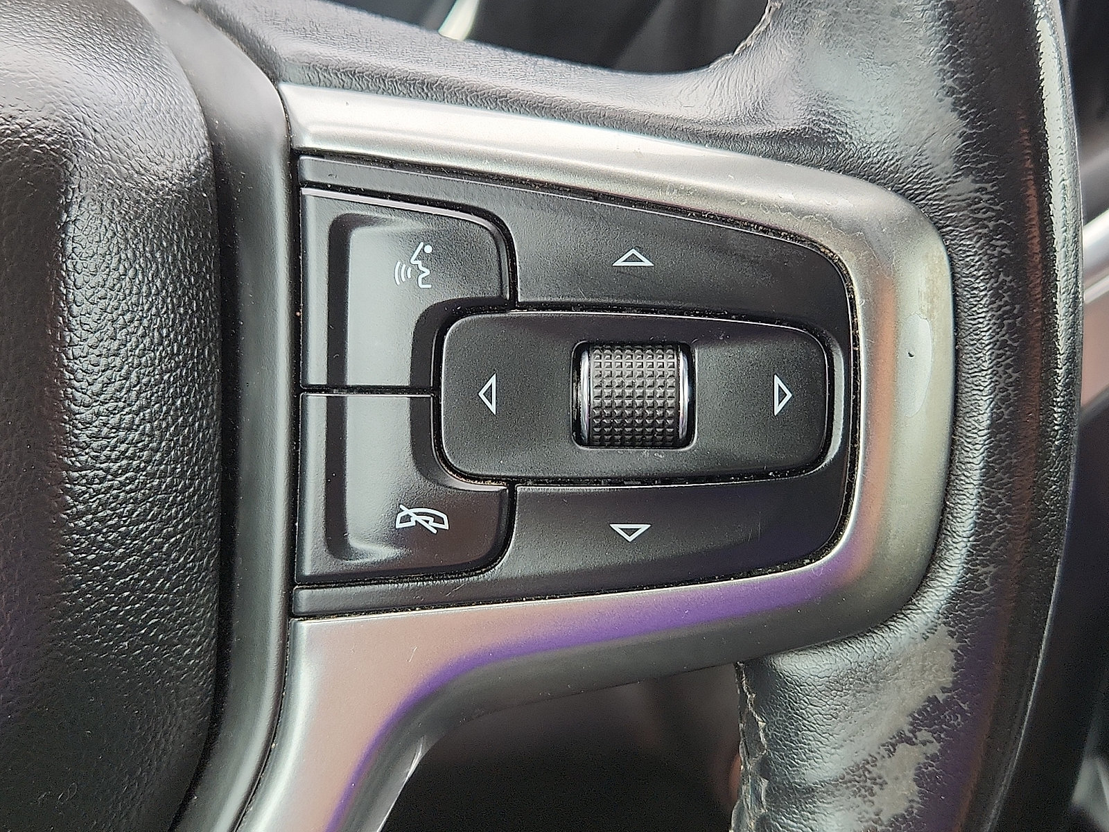 Used 2020 Chevrolet Silverado 1500 LT Trail Boss AWD/4WD image 20