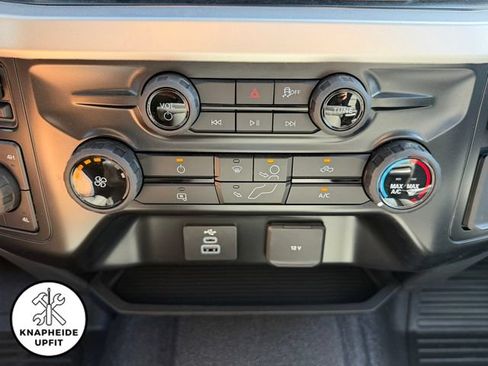 New 2026 Ford F250 XL w/ XL Chrome Package AWD/4WD image 22