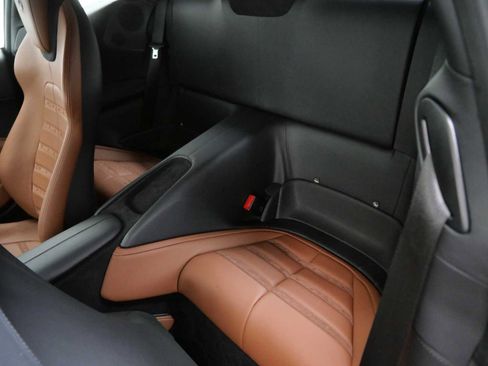 Used 2023 Ferrari Roma RWD image 21