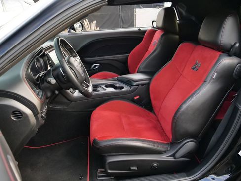 Used 2023 Dodge Challenger R/T Scat Pack image 8