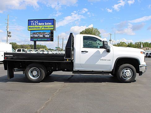 Used 2024 Chevrolet Silverado 3500 W/T w/ Snow Plow Prep Package image 7
