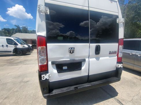 Used 2017 RAM ProMaster 2500 FWD image 11