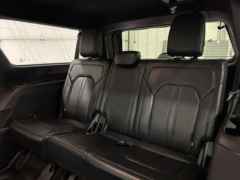 Used 2021 Ford Expedition Max Limited AWD/4WD image 32