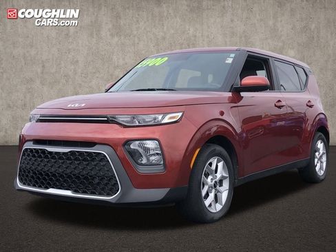 Used 2022 Kia Soul S w/ Paint Protection Package image 3