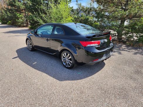 Used 2011 Kia Forte Koup SX w/ Leather Pkg image 5