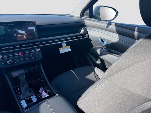 New 2026 Hyundai Tucson SE FWD image 16