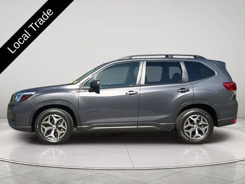Used 2020 Subaru Forester Premium AWD/4WD image 2