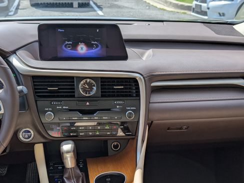Used 2018 Lexus RX 450h AWD w/ Premium Package image 18