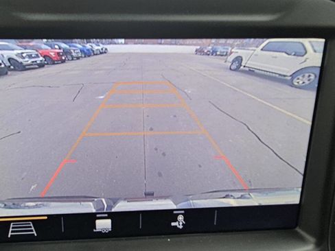 Used 2019 GMC Sierra 1500 AT4 w/ Off Road Performance Package image 15