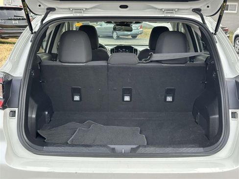 Used 2024 Subaru Crosstrek 2.0i Premium image 14