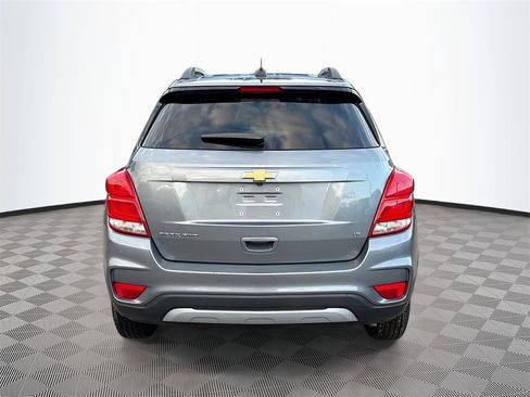Used 2019 Chevrolet Trax LT w/ LT Convenience Package image 7
