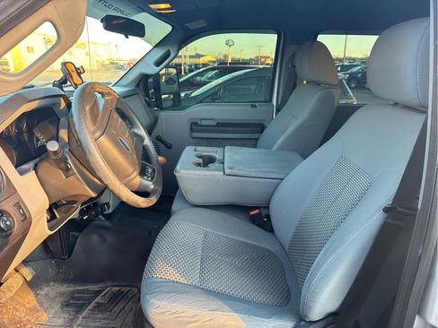 Used 2016 Ford F250 XL w/ XL Appearance Package image 7