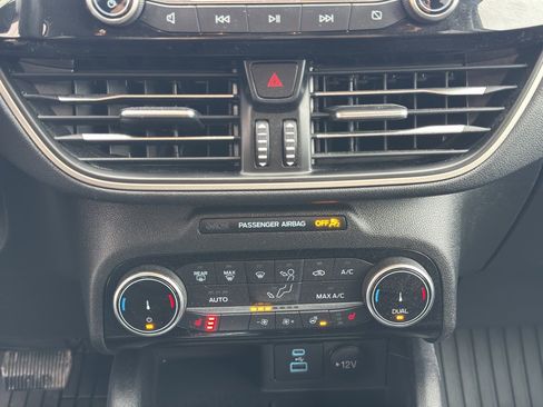 Used 2022 Ford Escape SEL w/ SEL Stealth AWD Package image 21