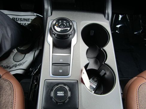 Used 2025 Ford Bronco Sport Outer Banks w/ Outer Banks Tech Package+ image 34