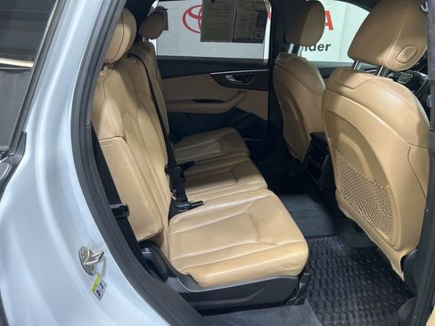 Used 2022 Audi Q7 3.0T Prestige image 16