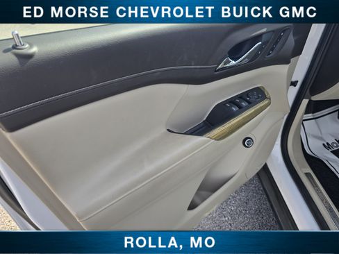 Certified 2019 GMC Acadia Denali w/ Technology Package AWD/4WD image 16