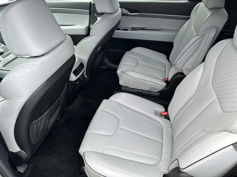 Used 2024 Hyundai Palisade SEL image 23
