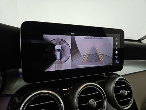 Used 2021 Mercedes-Benz GLC 300 image 18