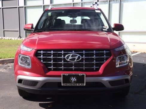 New 2025 Hyundai Venue Limited image 4
