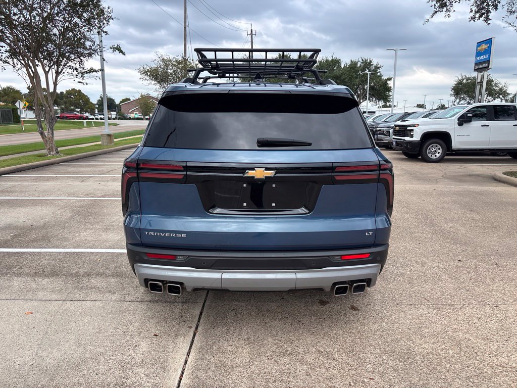 Used 2024 Chevrolet Traverse LT w/ LPO, Floor Liner Package FWD image 6