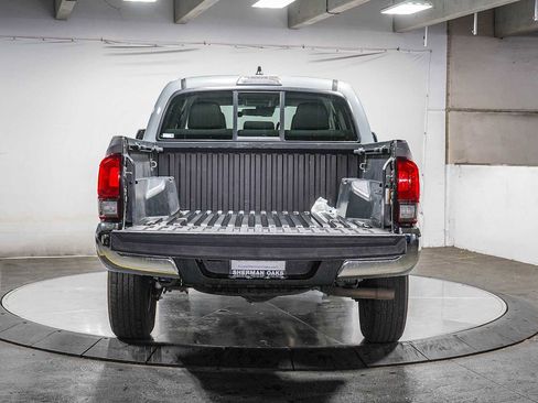 Used 2021 Toyota Tacoma SR5 image 28
