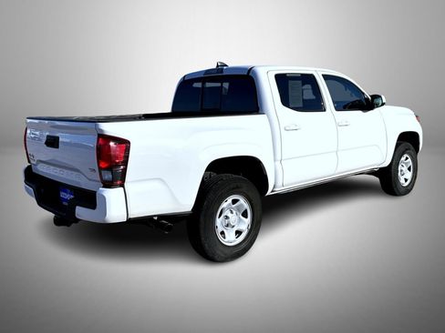 Used 2023 Toyota Tacoma SR image 5