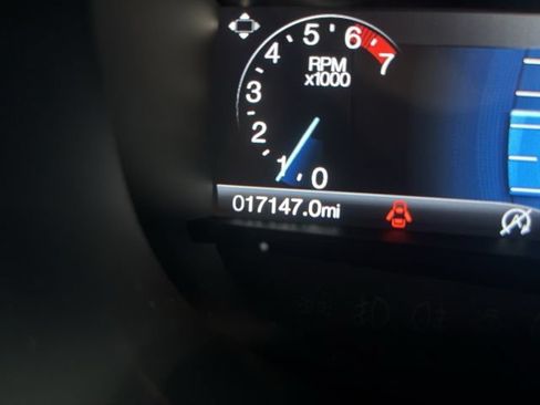 Used 2023 Ford Edge ST-Line w/ Class II Trailer Tow Package AWD/4WD image 26