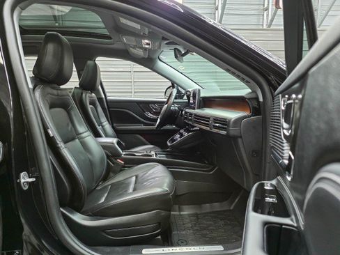 Used 2022 Lincoln Corsair Reserve w/ Equipment Group 201A AWD/4WD image 15