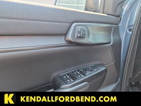 Certified 2025 Ford Ranger Raptor AWD/4WD image 10