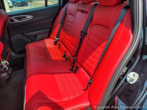 New 2025 Alfa Romeo Giulia AWD w/ Veloce Package AWD image 11
