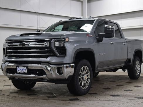 New 2026 Chevrolet Silverado 2500 LTZ w/ LTZ Premium Package image 3