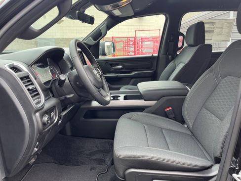 New 2026 RAM 1500 Express AWD/4WD image 12