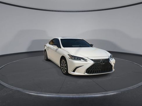 Used 2023 Lexus ES 350 w/ Accessory Package (Z2) FWD image 3