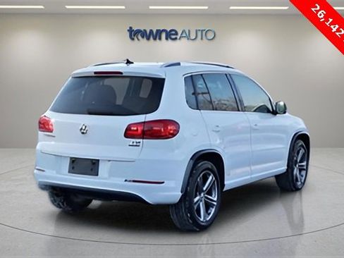 Used 2017 Volkswagen Tiguan Sport image 6