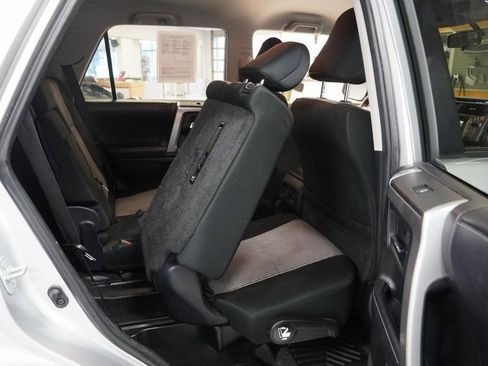 Used 2019 Toyota 4Runner SR5 image 25