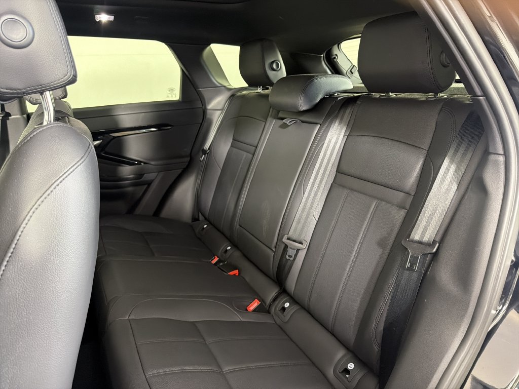 Used 2025 Land Rover Range Rover Evoque S AWD/4WD image 6
