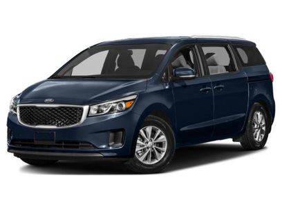 Used 2017 Kia Sedona LX