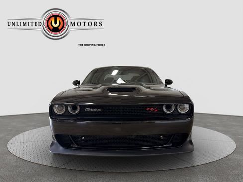 Used 2022 Dodge Challenger R/T Scat Pack RWD image 19