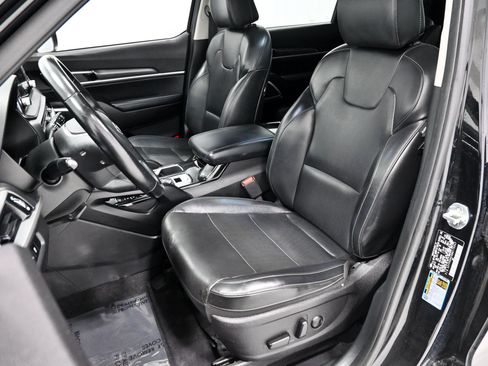 Used 2021 Kia Telluride S AWD/4WD image 6