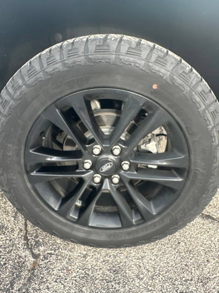 Used 2024 Ford Expedition Max XLT AWD/4WD image 22