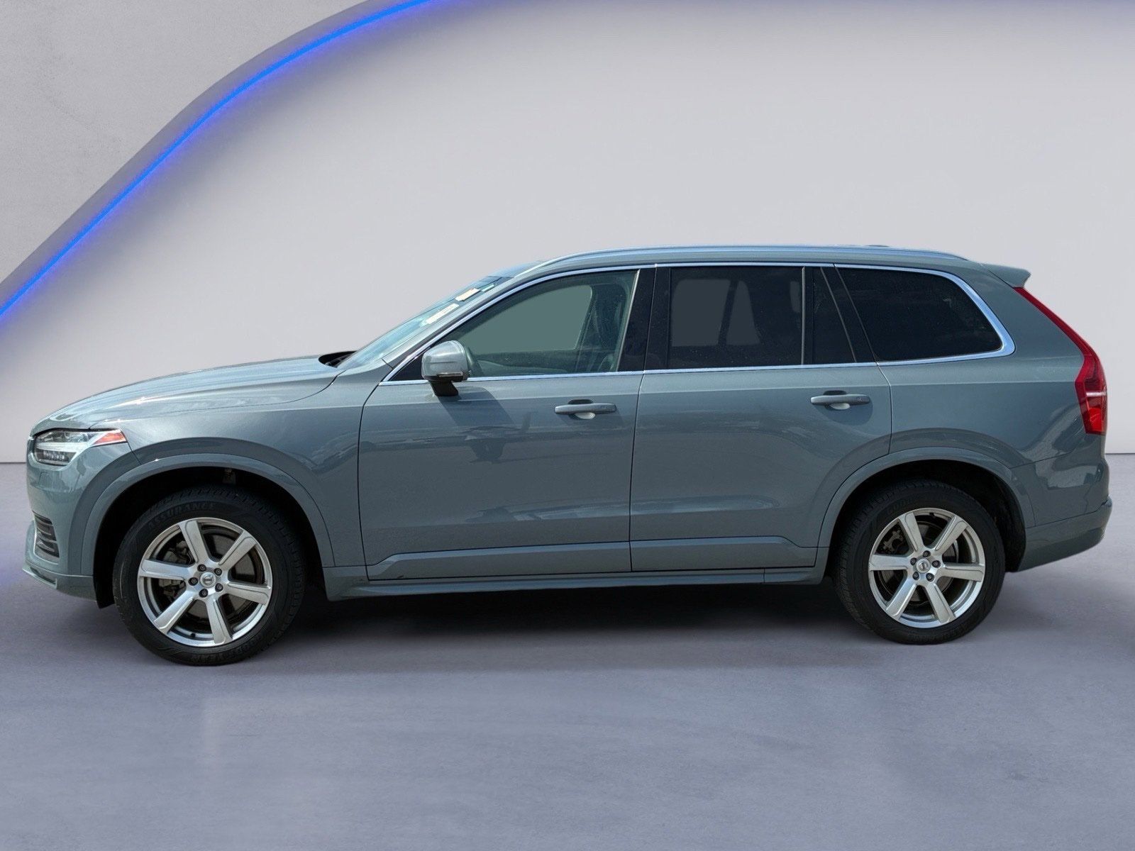 Used 2023 Volvo XC90 B5 Core AWD/4WD image 3