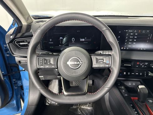 New 2026 Nissan Kicks SR w/ Cold Weather Package image 12