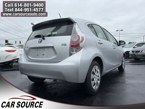 Used 2014 Toyota Prius C One FWD image 5