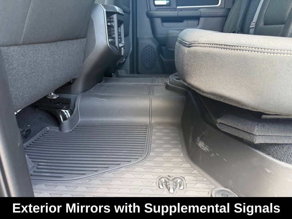 New 2026 RAM 3500 Big Horn AWD/4WD image 31