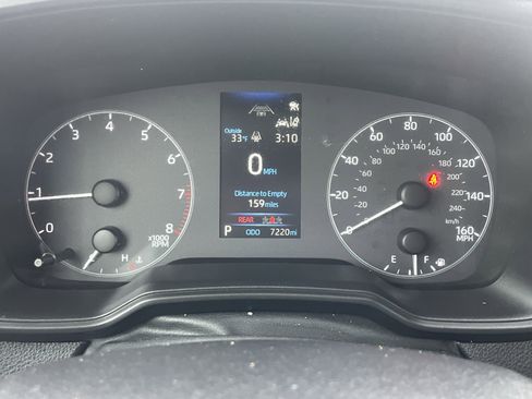 Used 2025 Toyota Corolla LE image 20