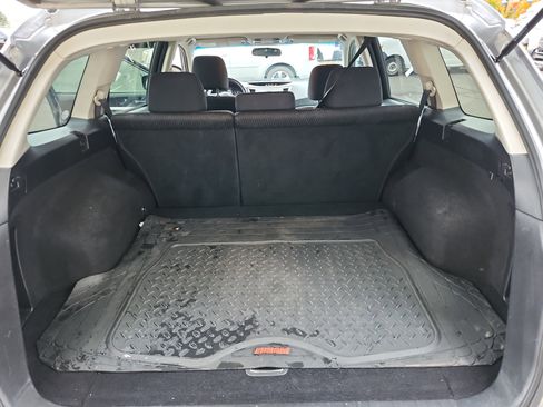 Used 2011 Subaru Outback 2.5i Premium w/ All-Weather Pkg AWD/4WD image 20