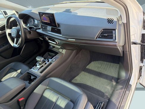 Used 2023 Audi Q5 2.0T Premium w/ Convenience Package AWD/4WD image 31